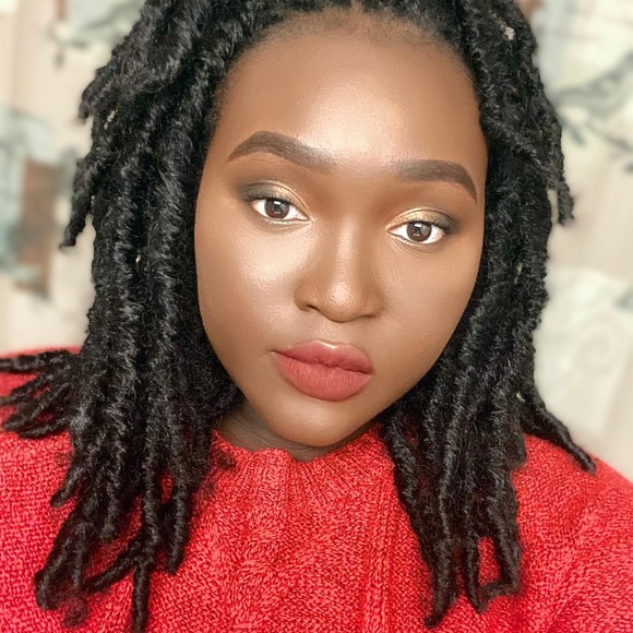 Ashleigh's Closet (@ashes4343) | Poshmark